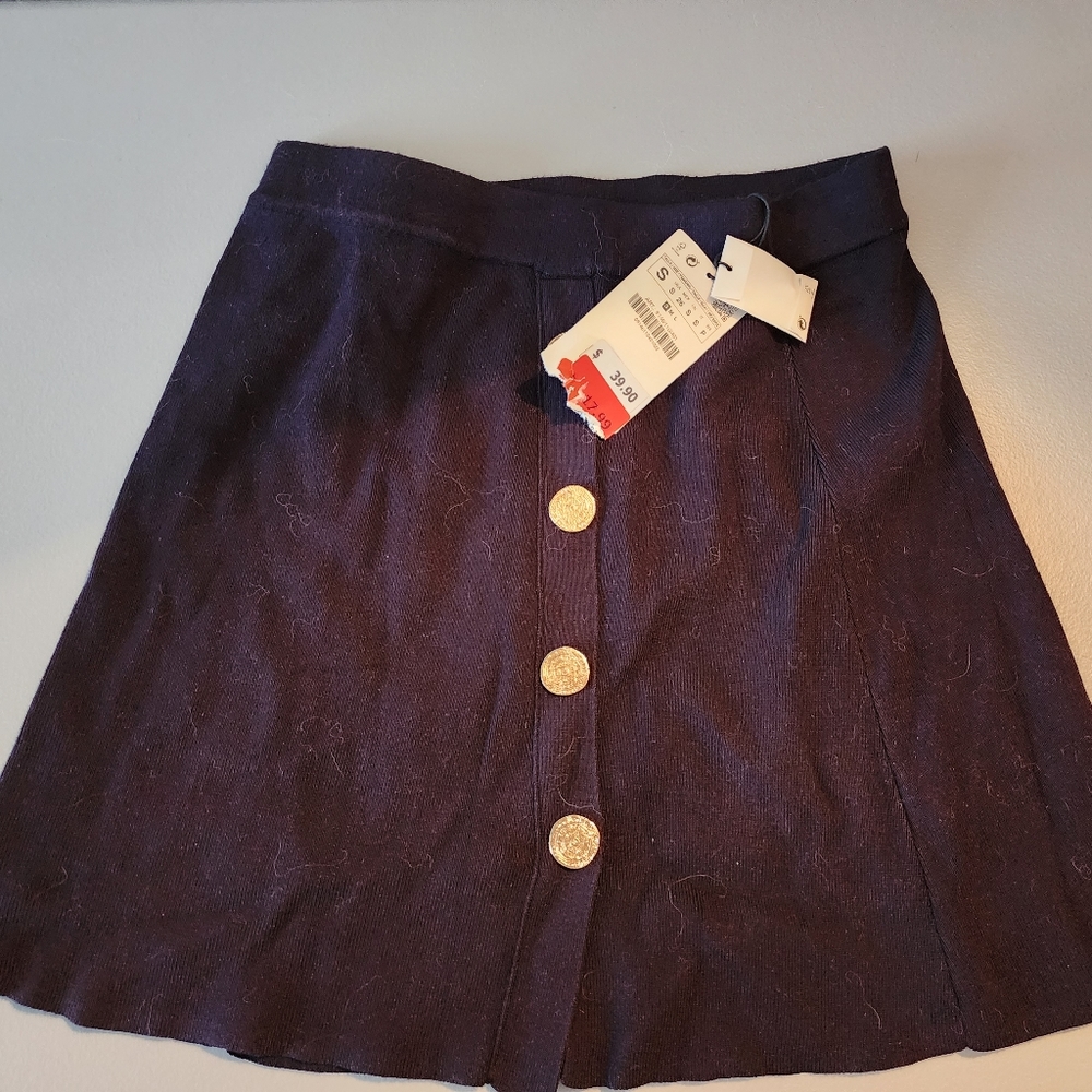 Classy Black Skirt